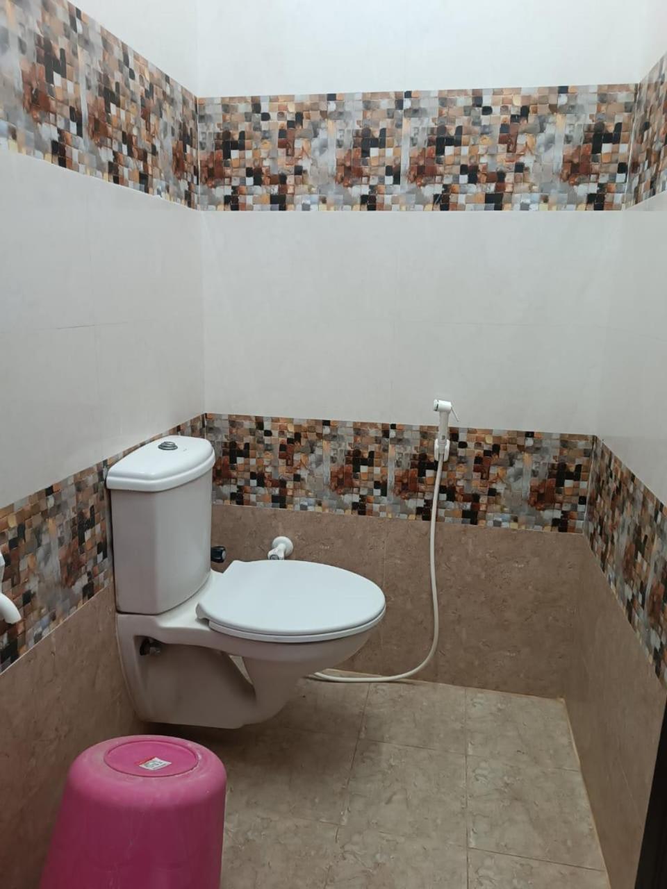 Вилла Sgs Residency Тирупати Экстерьер фото