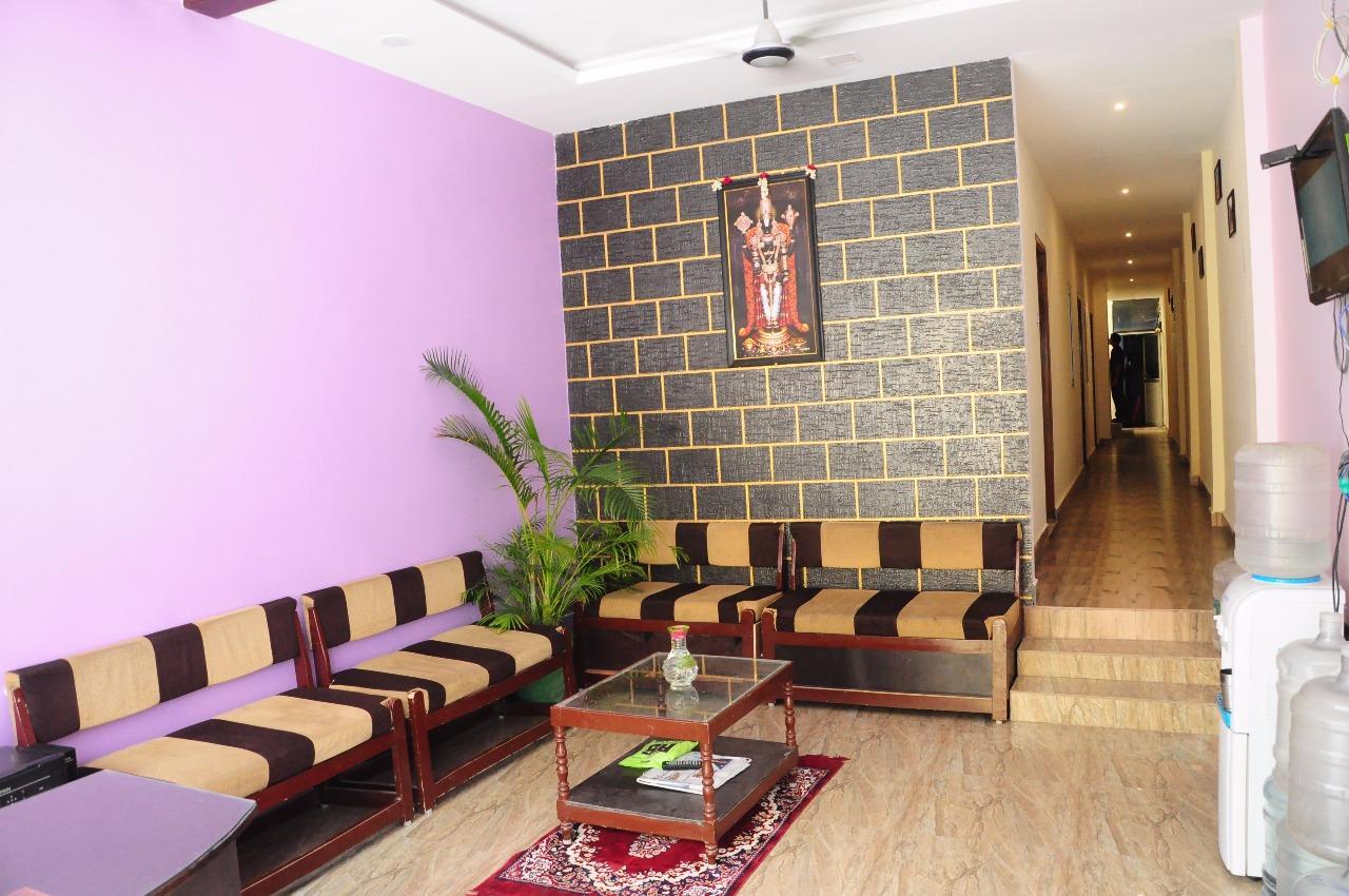Вилла Sgs Residency Тирупати Экстерьер фото