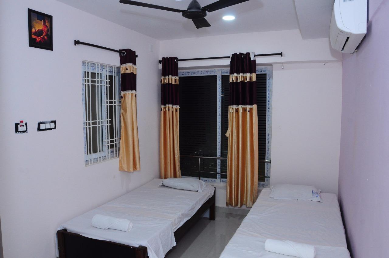 Вилла Sgs Residency Тирупати Экстерьер фото
