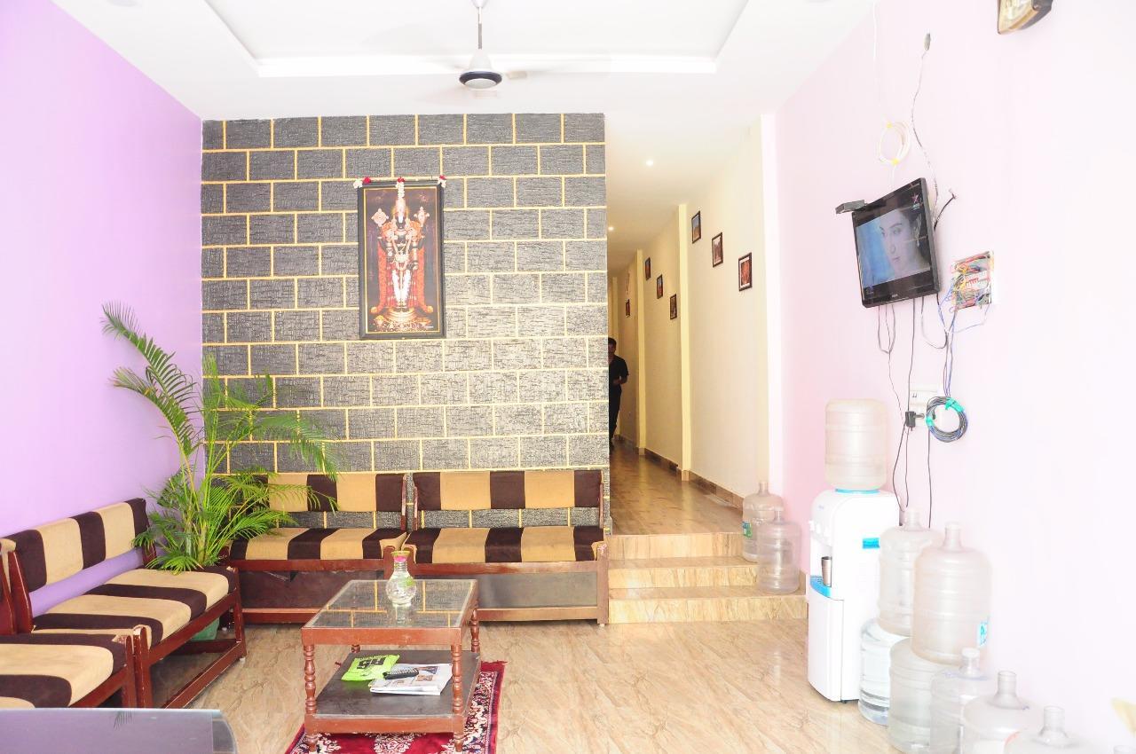 Вилла Sgs Residency Тирупати Экстерьер фото